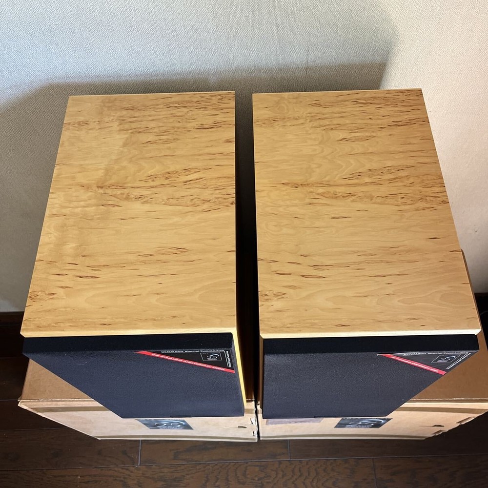 DYNAUDIO SP25 speakers