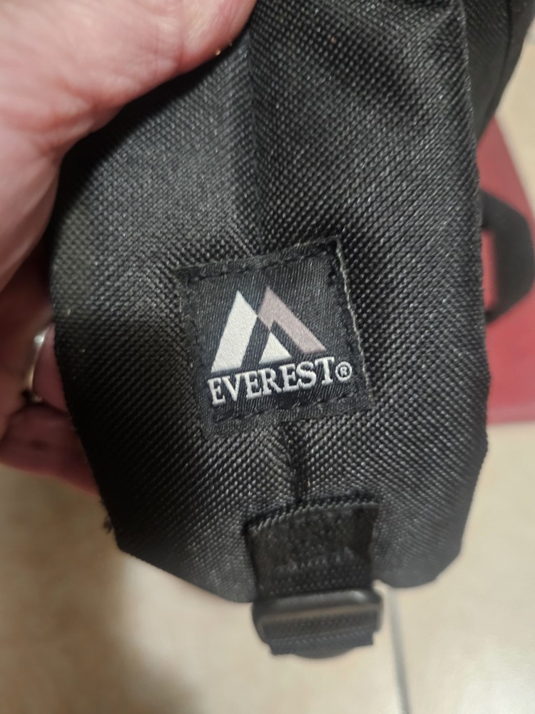 Everest rolling backpack