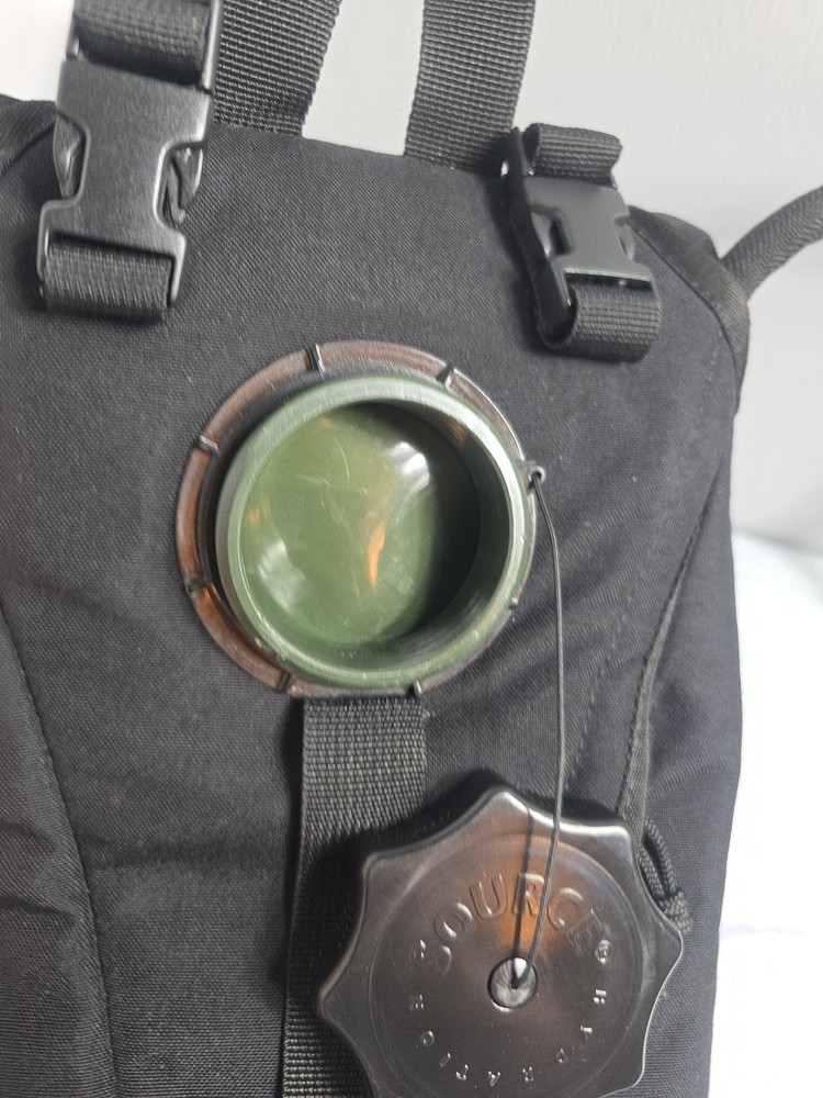 SOURCE HYDRATION SYSTEM W/ BLADDER, HOSE USMC TACTICAL Blackpack Bag