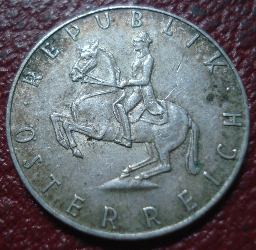 1962 AUSTRIA 5 SCHILLING IN VF-EF CONDITION (.620 SILVER)