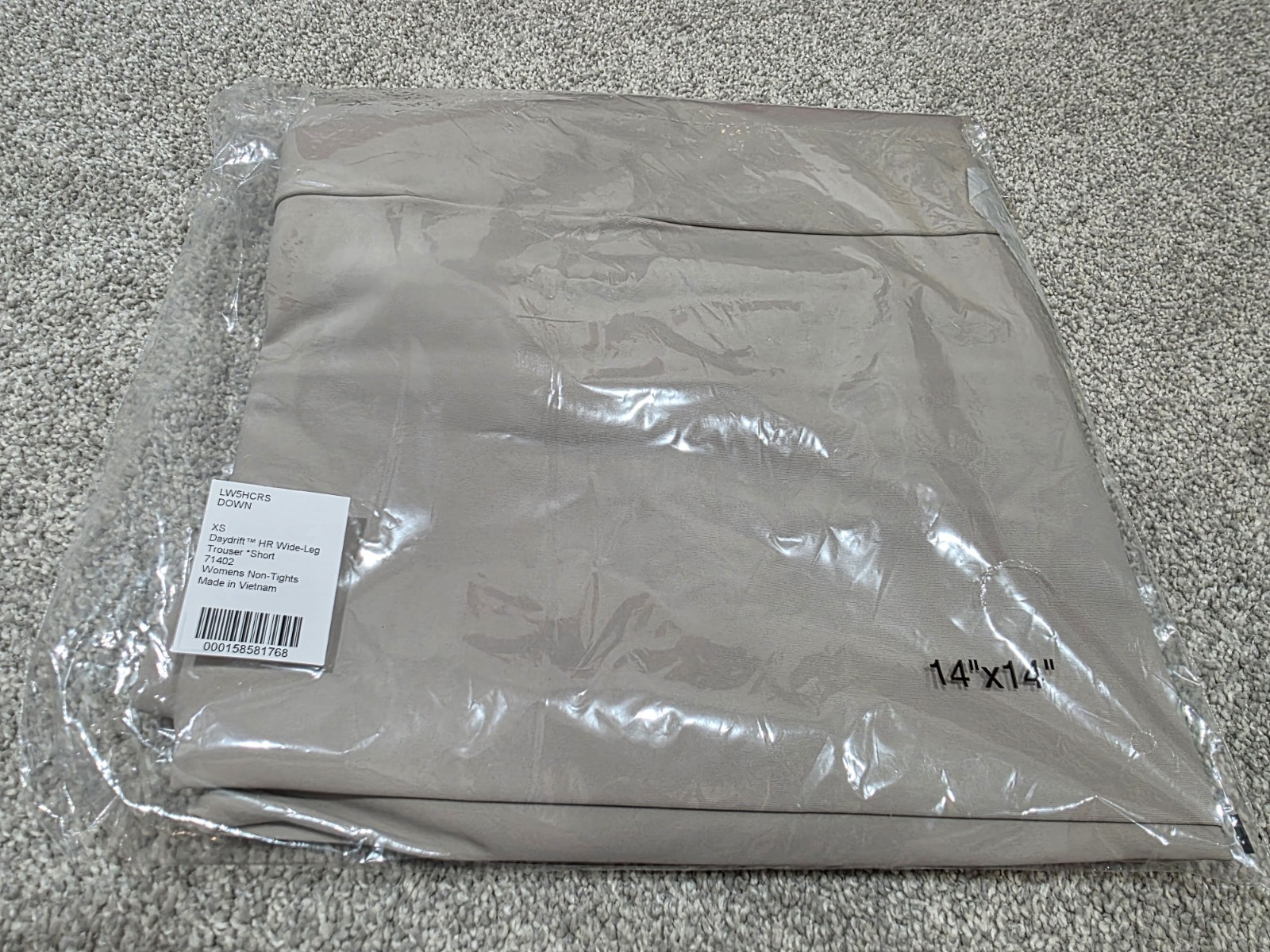 Lululemon Daydrift High-Rise Wide-Leg Trouser Short Size XS Downtown Tan 29.5"