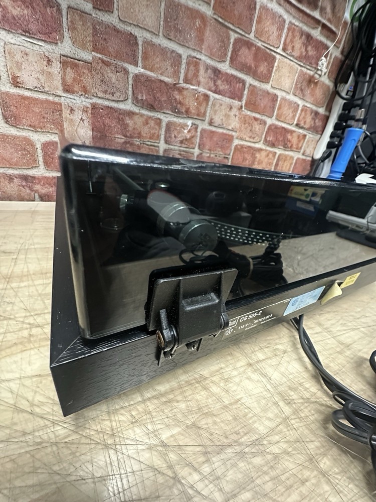 Dual 505-2 Turntable. Nice Shape!