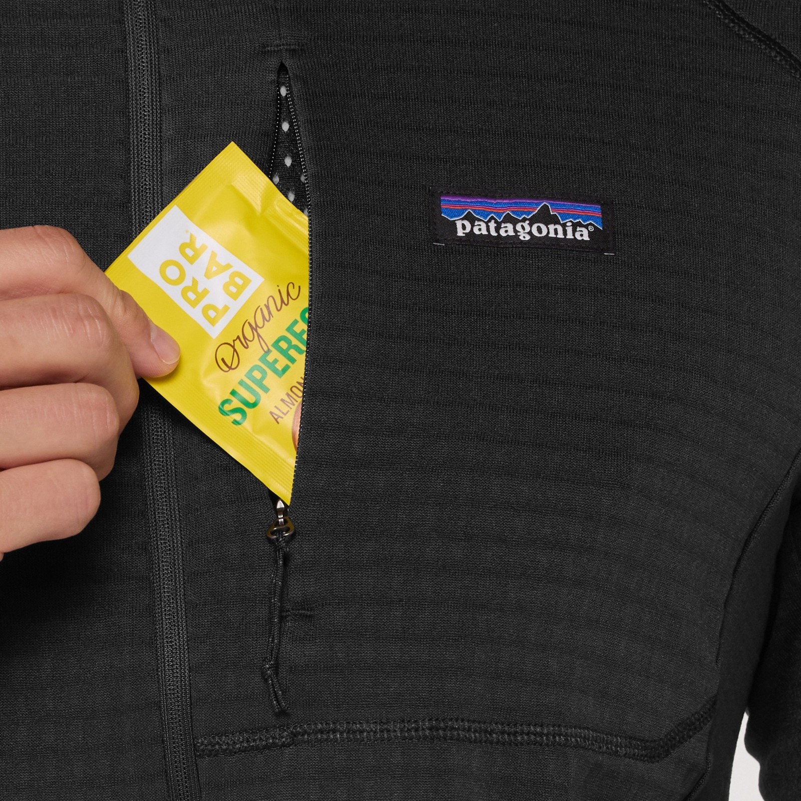 [HOT SALE] Patagonia R1 Pullover - Men's ( Black)