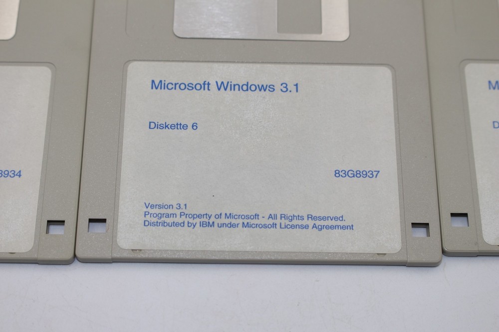 Microsoft Windows 3.1 OS - 3.5" Floppy Boot Disks - (disk 1-7)