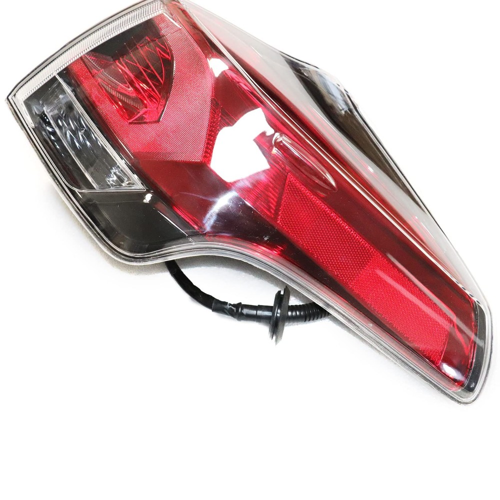 Outer Tail Light Assembly Toyota RAV4 2016-2018 Halogen Right Passenger Side