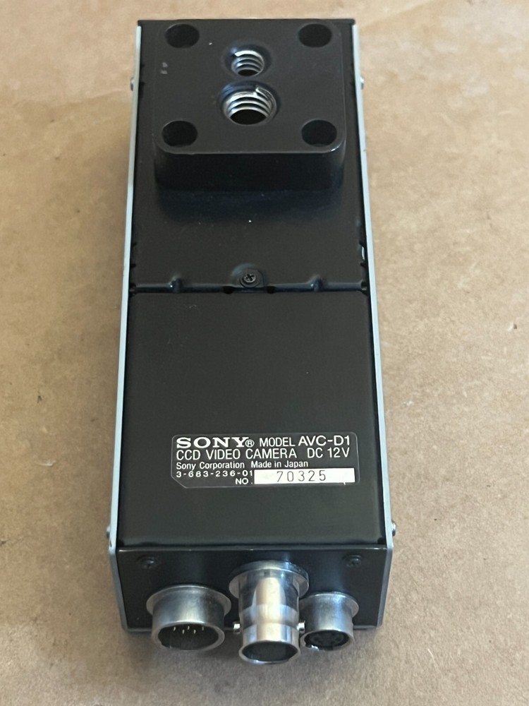 Sony AVC-D1 CCD Video Camera DC 12V