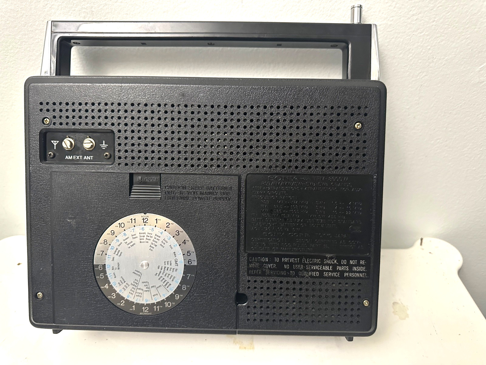 SONY 6BAND FM/AM/PSB/SW1-3 Receiver, Model TFM-8000W, Tested/Works.