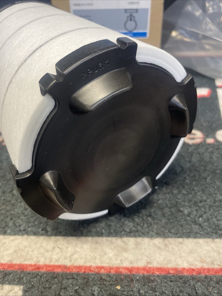 Donaldson P607673 Crankcase Ventilation Filter Spiracle