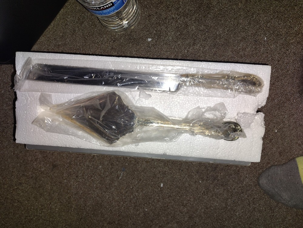 wedding cake utensils