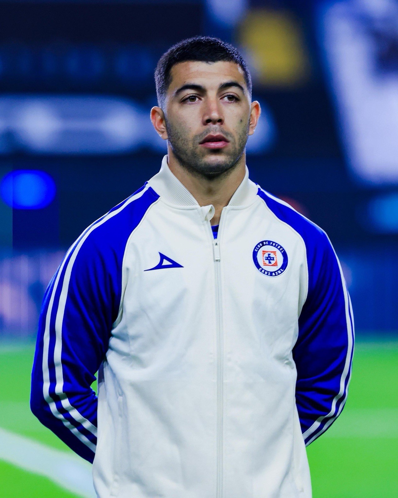 NEW CRUZ AZUL 2026 URBAN JACKET BEIGE PIRMA LIGA MX MEN MEXICO