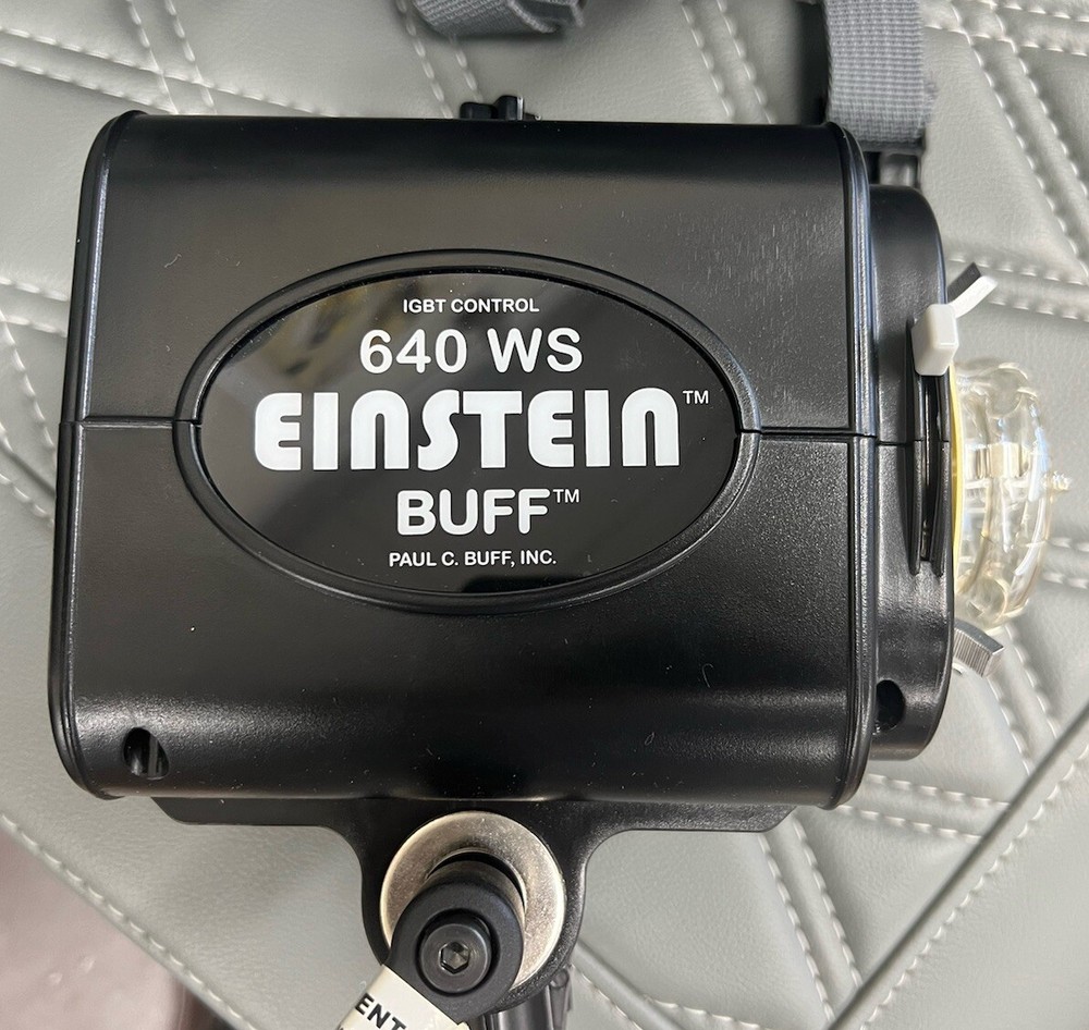 Paul C Buff Einstein E640 Strobe Flash Unit 640WS