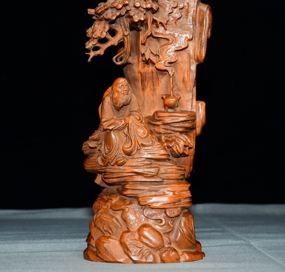 Exquisite Small Leaf Boxwood Pine Lower Damo Ornament