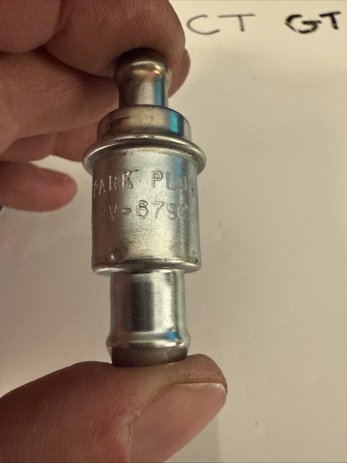 (1) Acdelco Ac CV679C PCV Valve Brand New Genuine , GM # 6421972, NOS