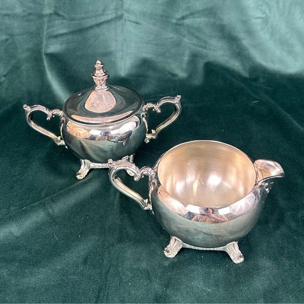 Vintage Silver Plate Sugar and Creamer Set