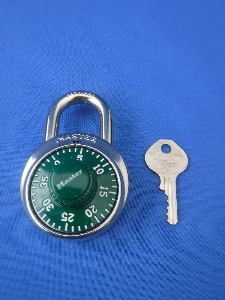Master Lock Combination GREEN Padlock 1525 Lock & Master Control Key Copy