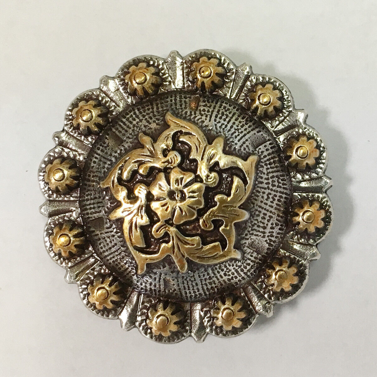 WESTERN HORSE SADDLE TACK ANTIQUE GOLD FLORAL ENGRAVED CONCHO screwback