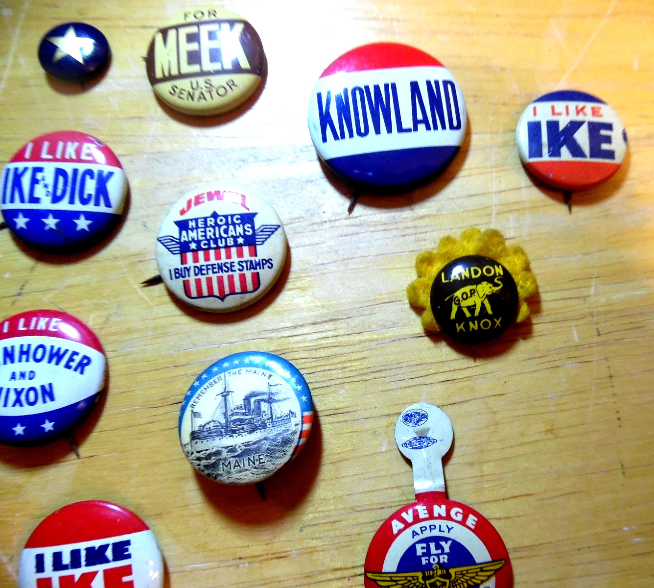 16 VINTAGE POLITICAL PINS IKE, DEWEY, MEEK,KNOWLAND, SCHULER, LANDON, KNOX ETC
