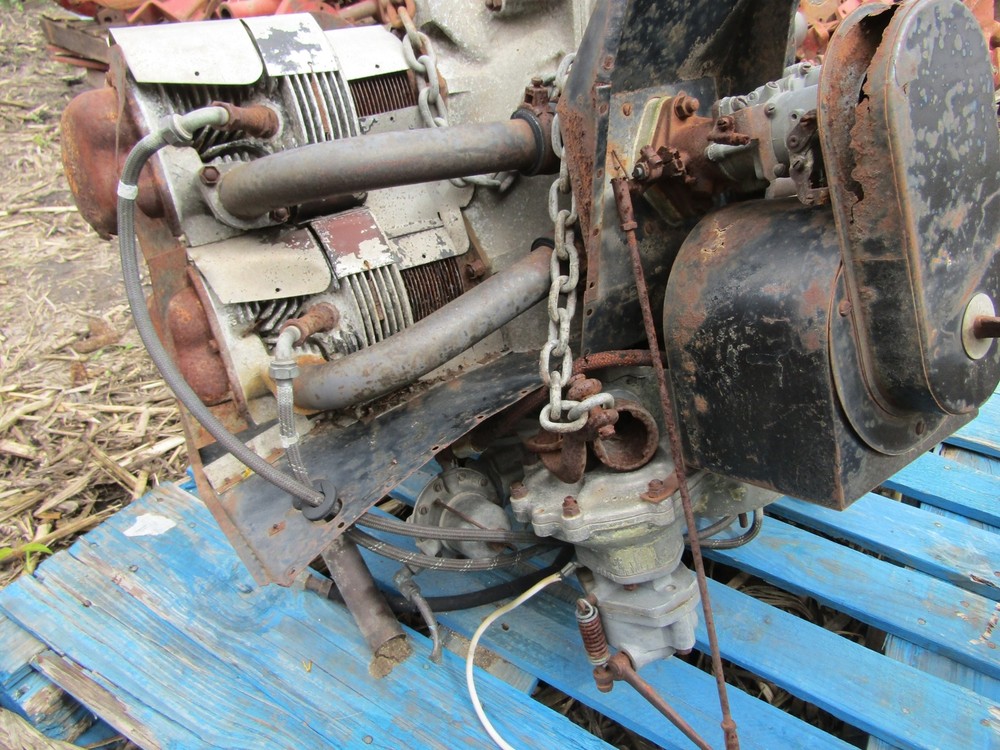 CONTINENTAL AIRPLANE ENGINE FOR PARTS