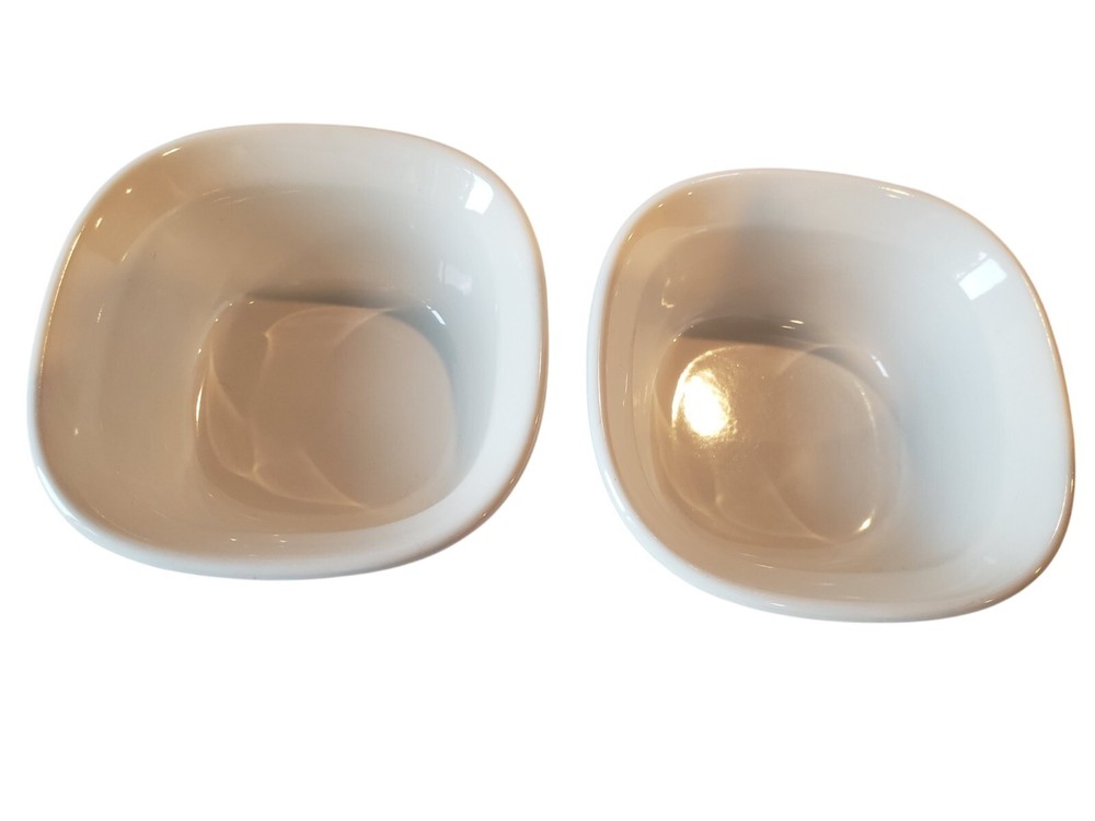 2 Corning Ware ETCH Green 7oz Baking Dishes Stoneware EUC