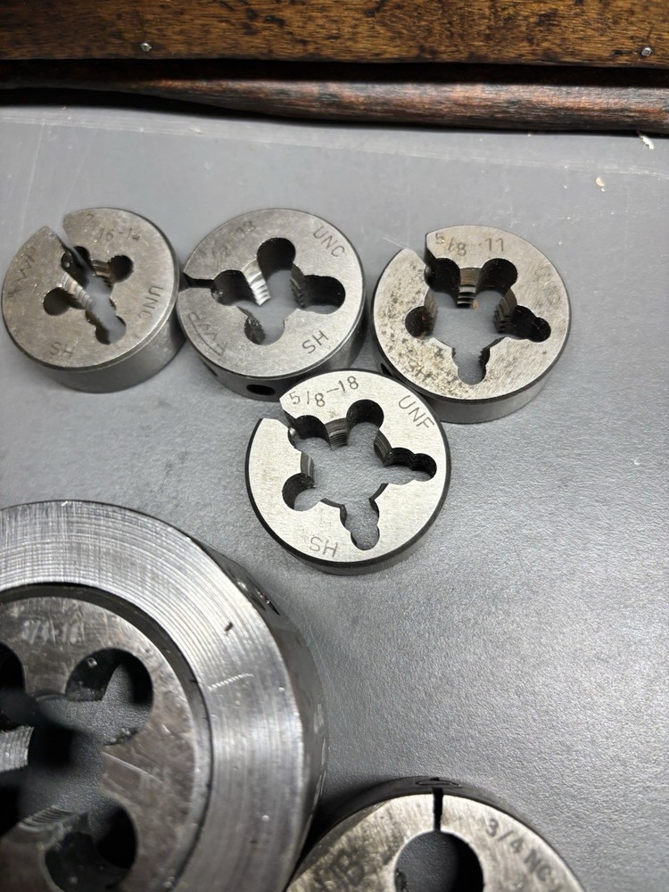 Thread Die Set SAE