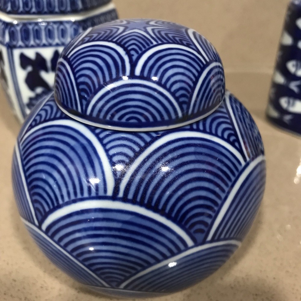 Decorative Ceramic Blue & White Lidded Jar 3 Piece Vanity Set