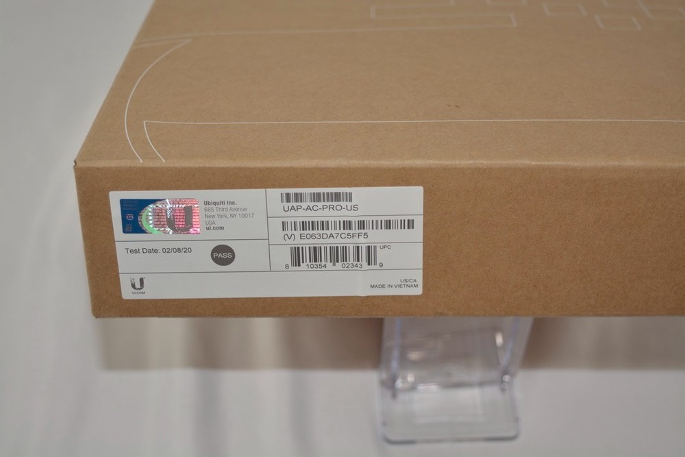 New Open Box Ubiquiti Networks UAP-AC-PRO Wireless Access Point
