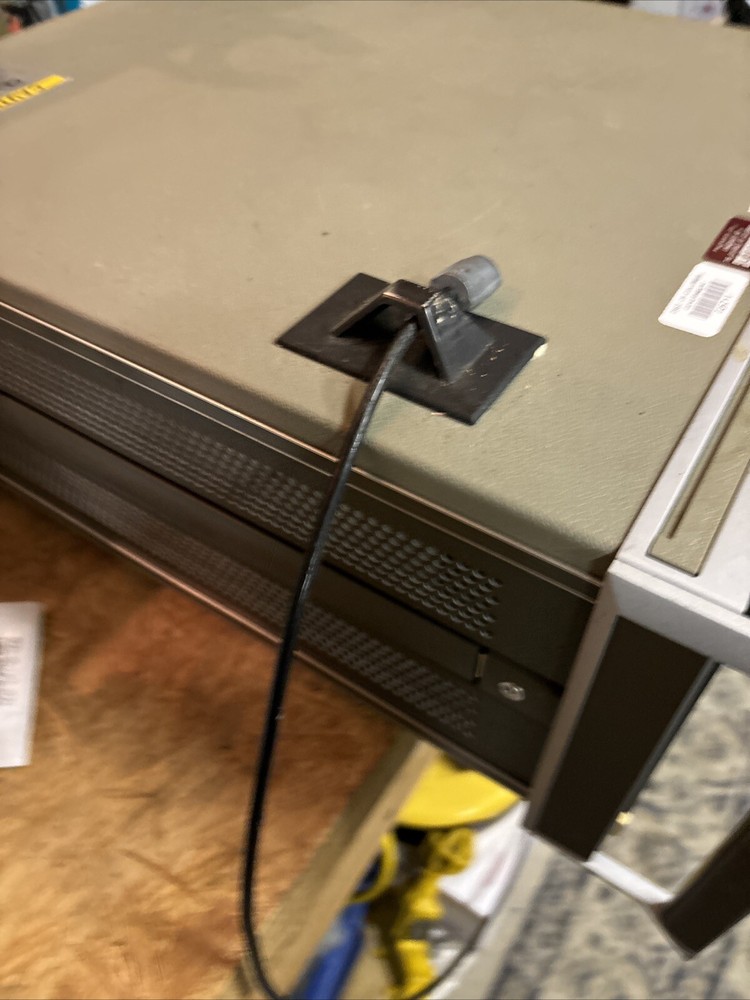 HP 8753B NETWORK ANALYZER