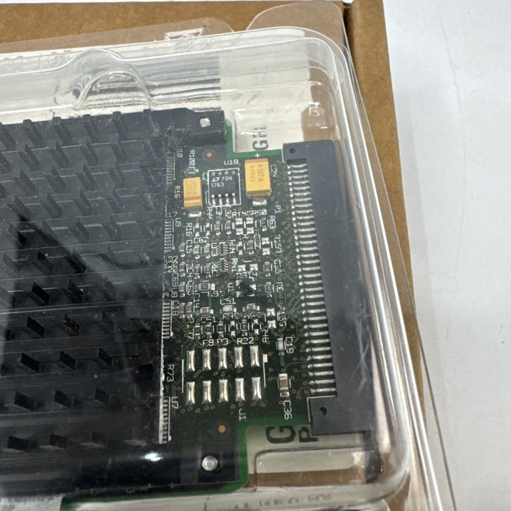 Cisco VIC2-4FXO 4-Port Digital Voice Interface Card Universal Network Module