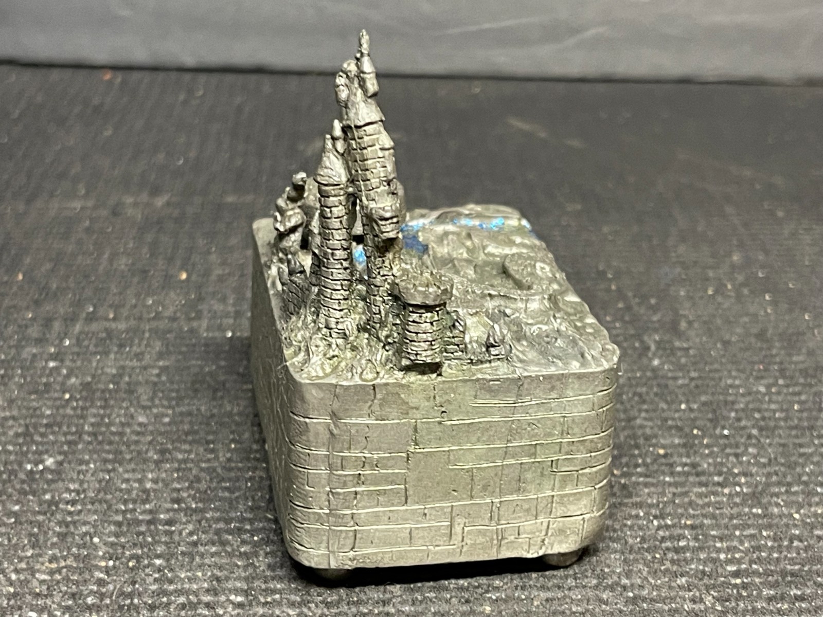 Vintage 1993 CCI Pewter Fantasy Castle & Unicorn Music Box Comstock Creations