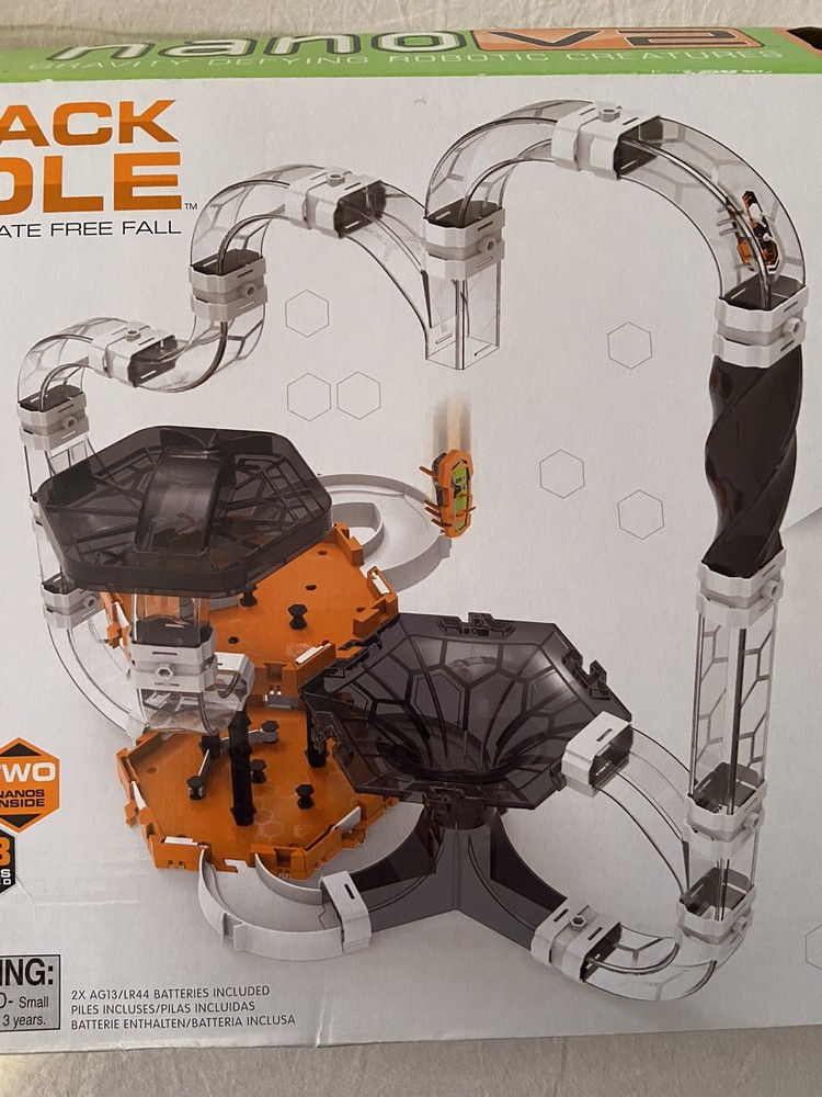 HEXBUG NANO V2 BLACK HOLE GRAVITY DEFYING ROBOTIC CREATURES ULTIMATE FREE FALL
