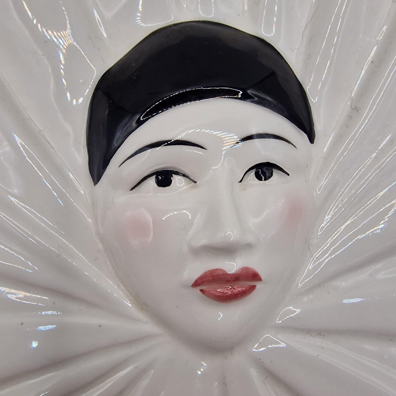 Vintage Tastesetter Sigma Pierrot Clown Face Plates Pair 80s Japan Mime Art Deco