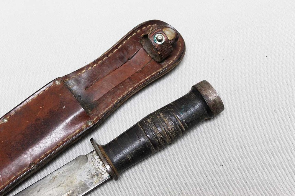 US WW2 Cattaraugus Fighting Knife . DWU1062