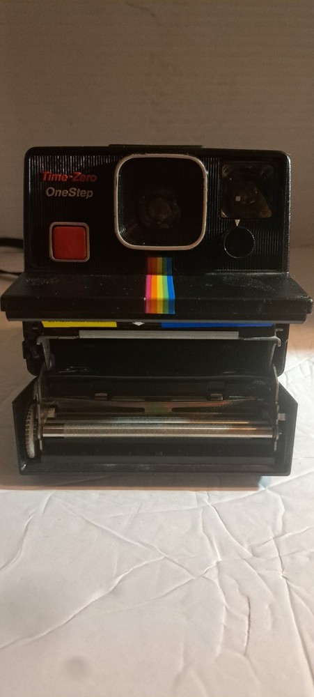Vintage Polaroid One Step LAND CAMERA In Good Condition