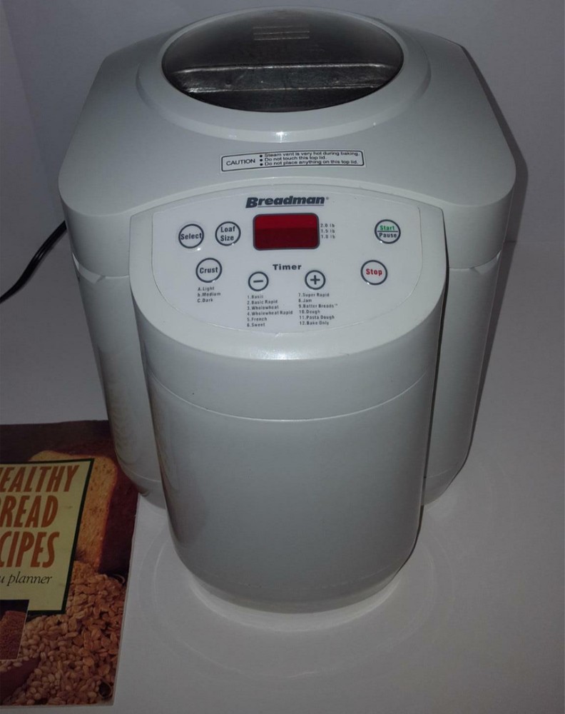 Breadman TR555Q Bread Maker 120V Tabletop Household Bread Maker White