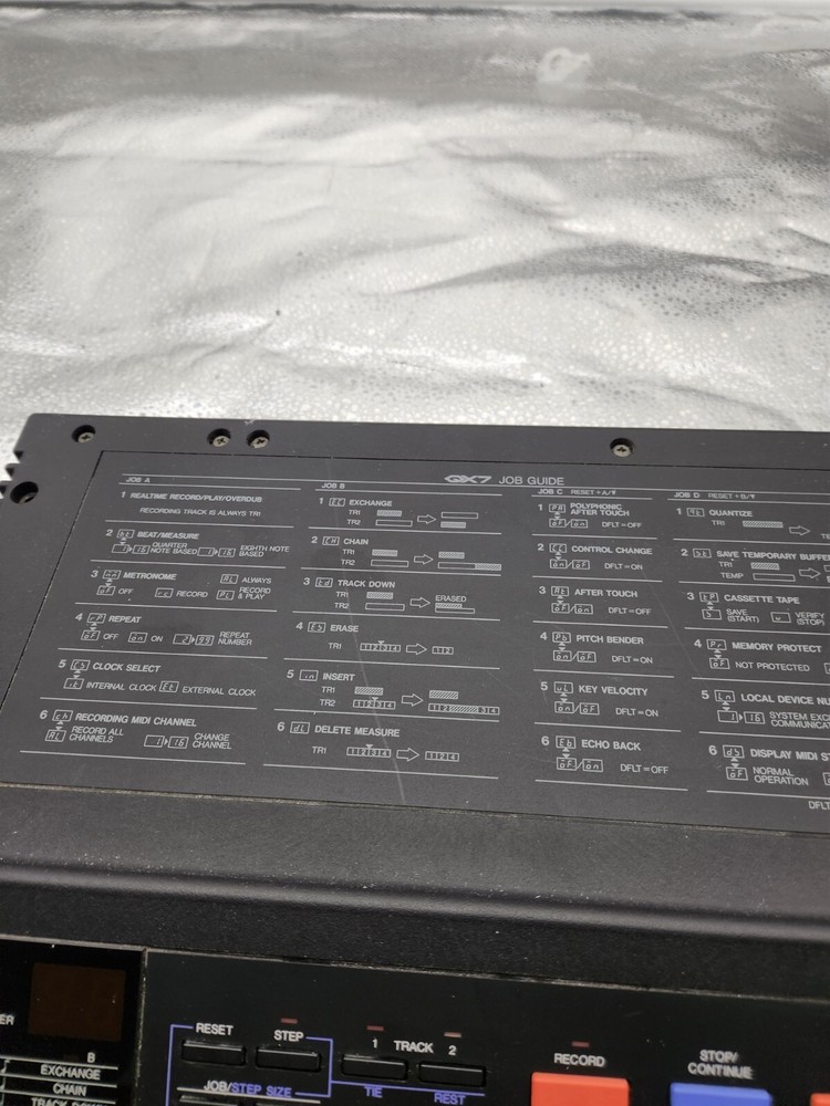 Yamaha QX7 Digital Sequence Recorder MIDI Sequencer