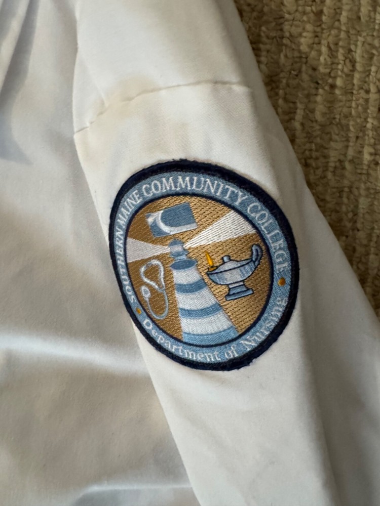 🥼 META Fundamentals White Lab Coat – Size XL – 3-Button