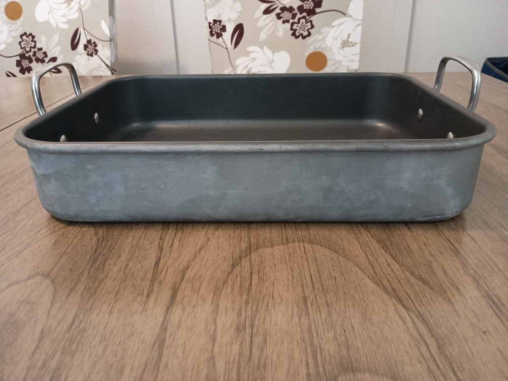 Circulon Rectangular Roaster Baker Baking Pan Slightly Used 12"x16"