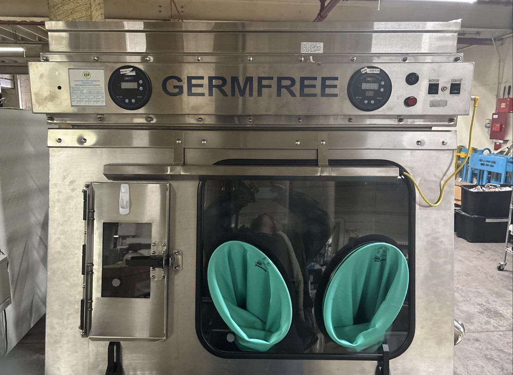 Germfree Laboratories VF-4USP Laminar Flow Aseptic Isolator System