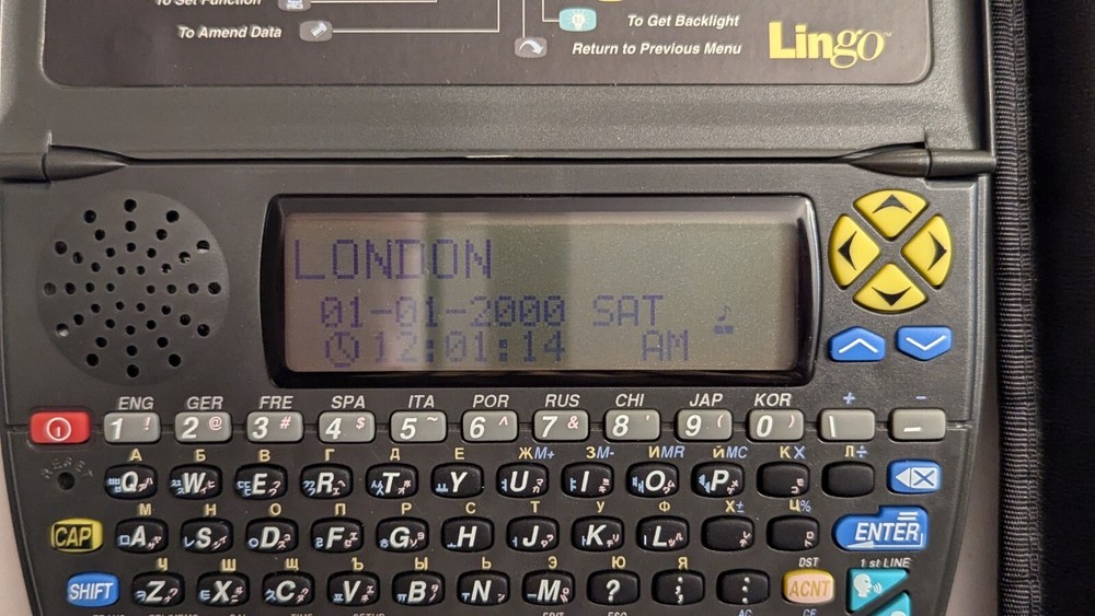 Lingo 10 Talk Electronic Talking Translator Ten Language TR-9903 with Pouch Case