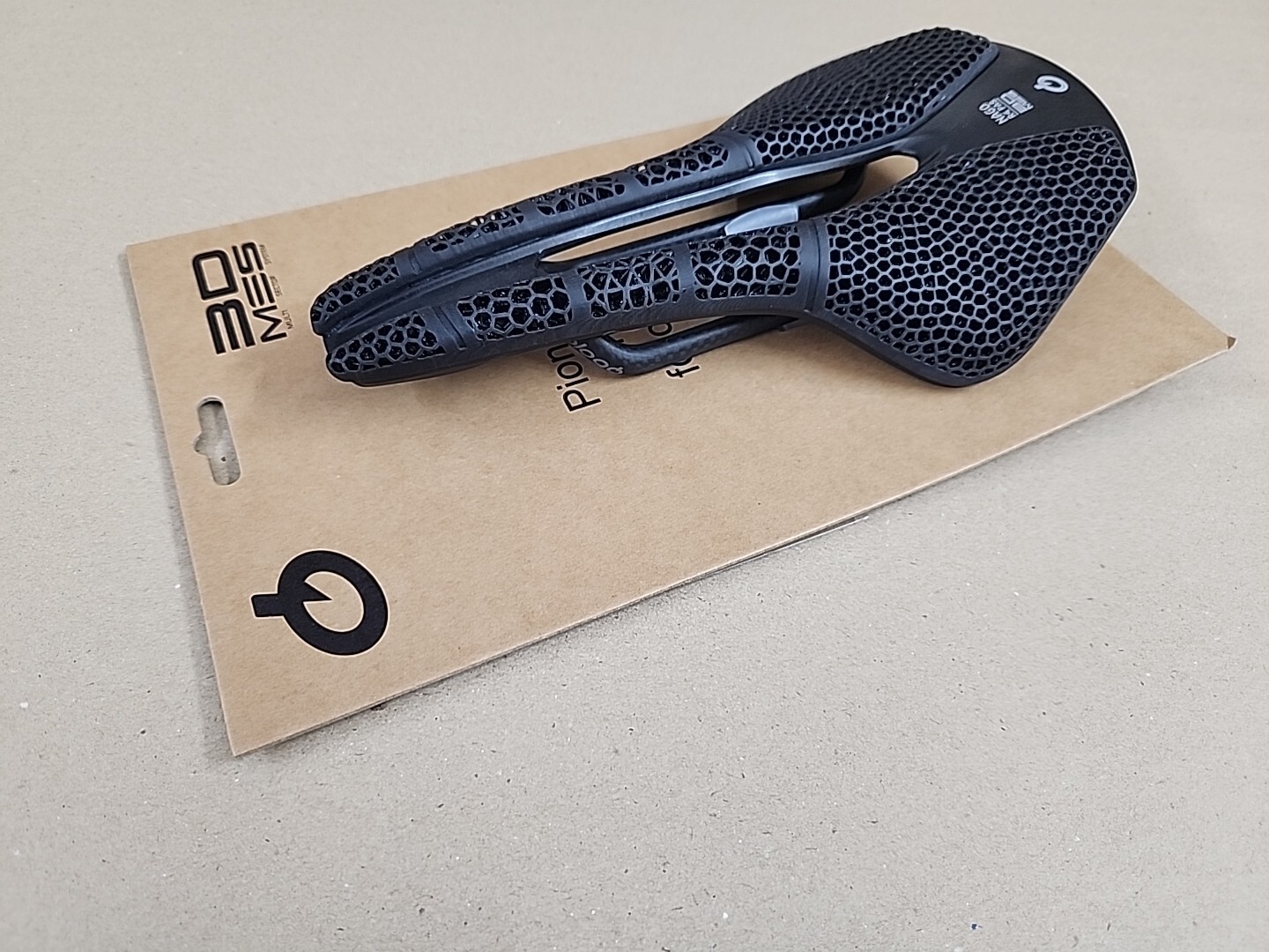 Prologo NAGO R4 PAS 3DMSS Saddle