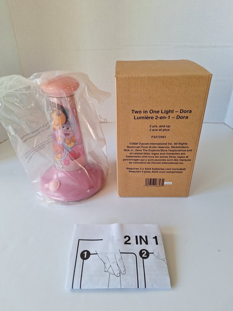 Dora The Explorer Two in One 2 in 1 Flashlight Nightlight NIB