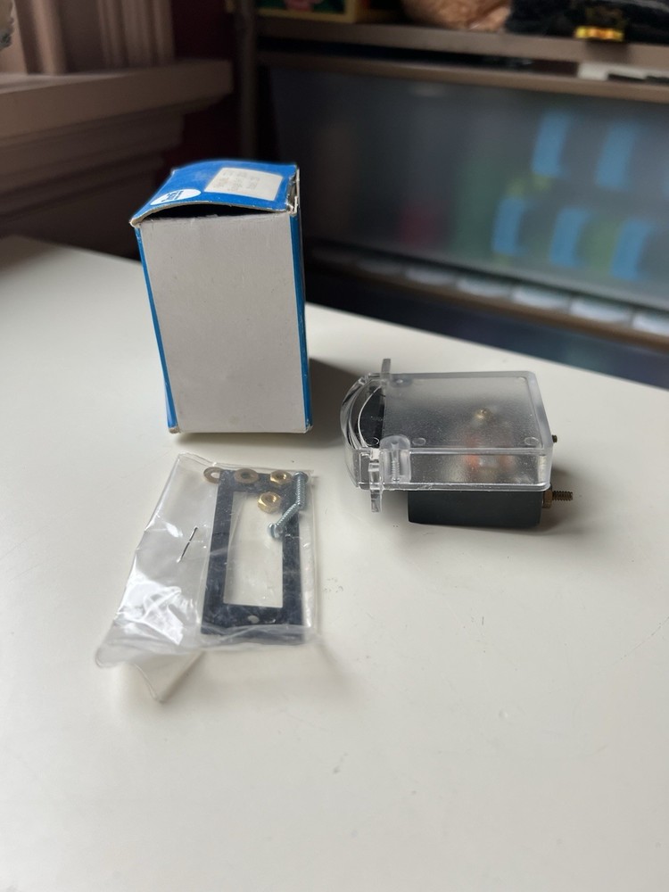Shurite Panel Meter #3300 Range 0-1 DCNA Model 350 In Box
