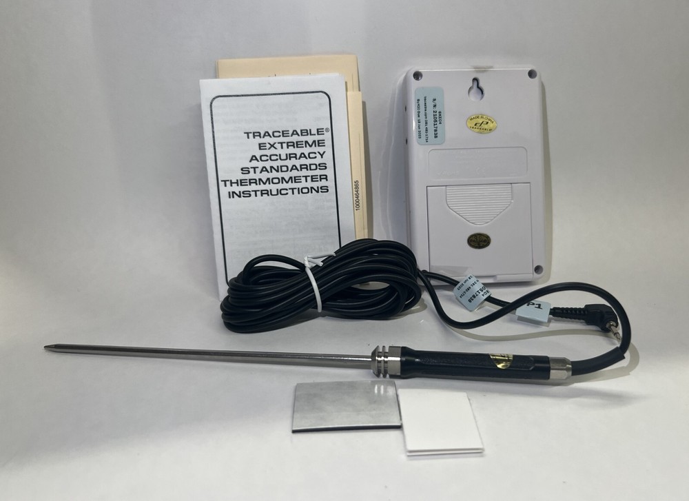 Traceable 4244 Extreme-Accuracy Digital Thermometer 6KEC4