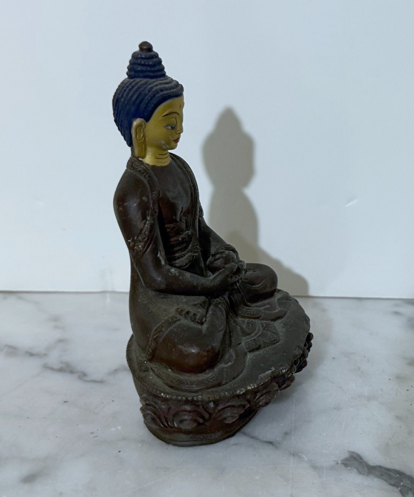 BEAUTIFUL VINTAGE NEPAL BRONZE STATUE OF SHAKYAMUNI BUDDHA WITH GOLD FACE