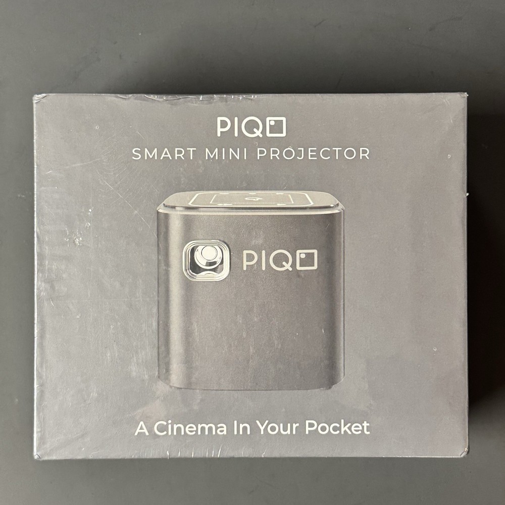 PIQO Mini Projector