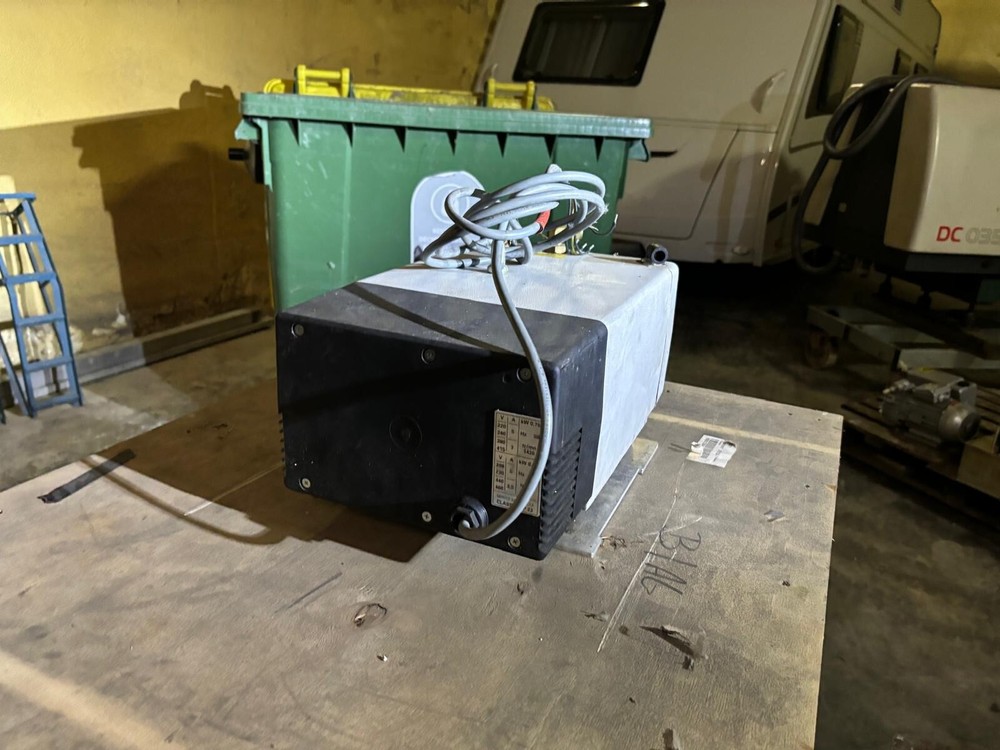 Oerlikon Leybold sogevac sv25 d