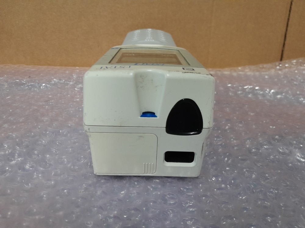 The device does not turn on. | SOLD AS IS