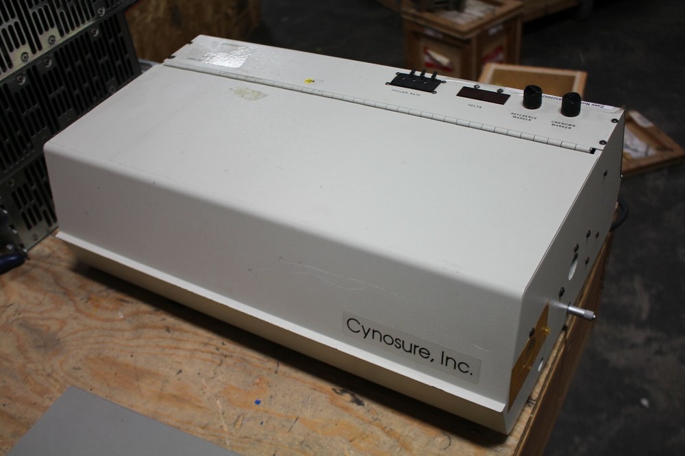 Cynosure Model LS-2 Spectrometer