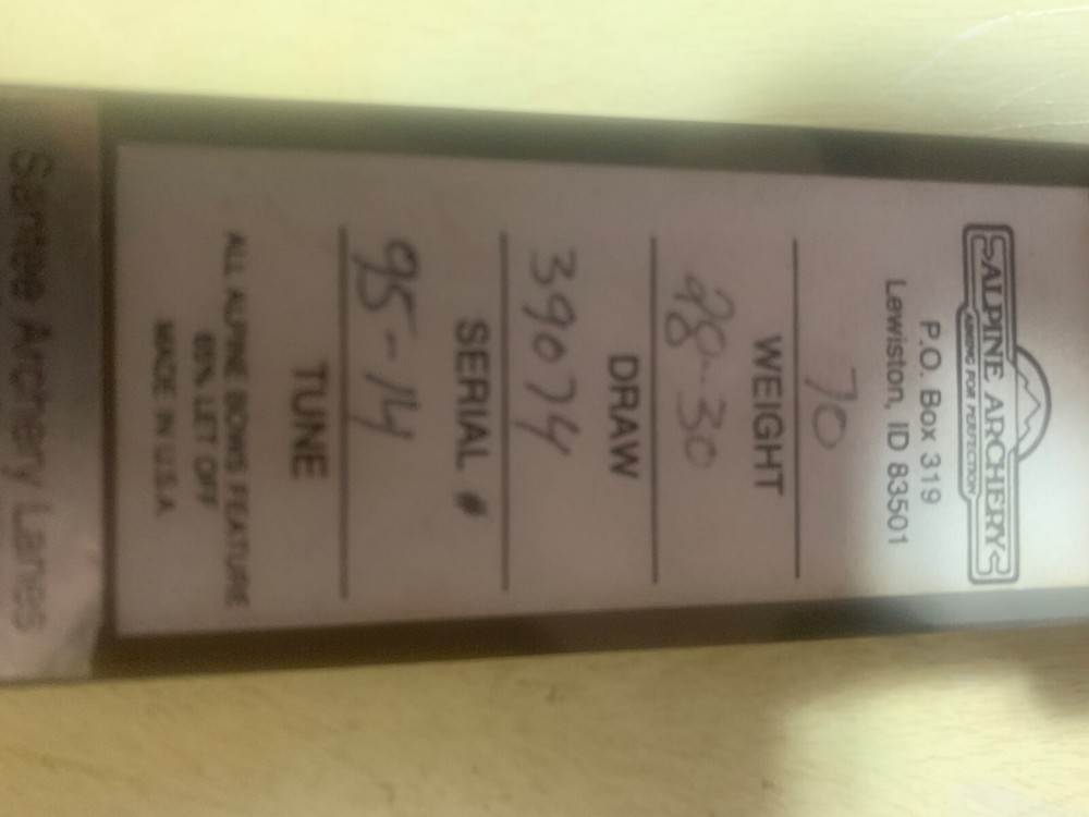 compound bow right hand 70lbs with arrows and tips