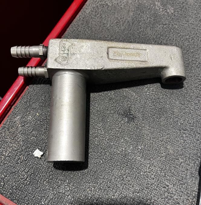 18-439 OFFSET HOLDER